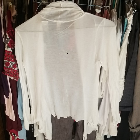 Shaw - Picture 2 of 2